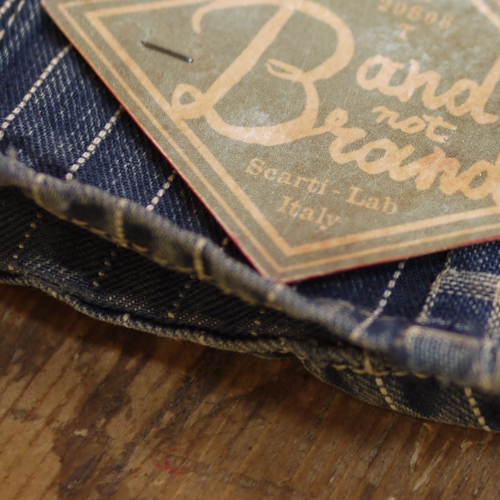 Label _ 01